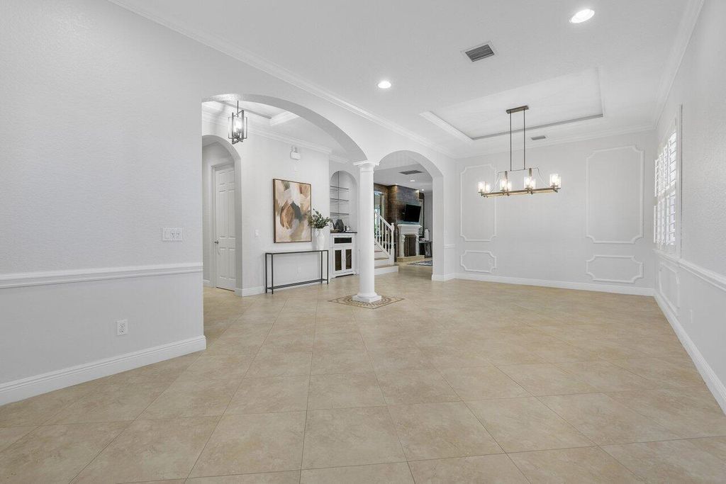 Photo of 12431 Aviles Circle, Palm Beach Gardens, FL 33418 (MLS # R10975455)