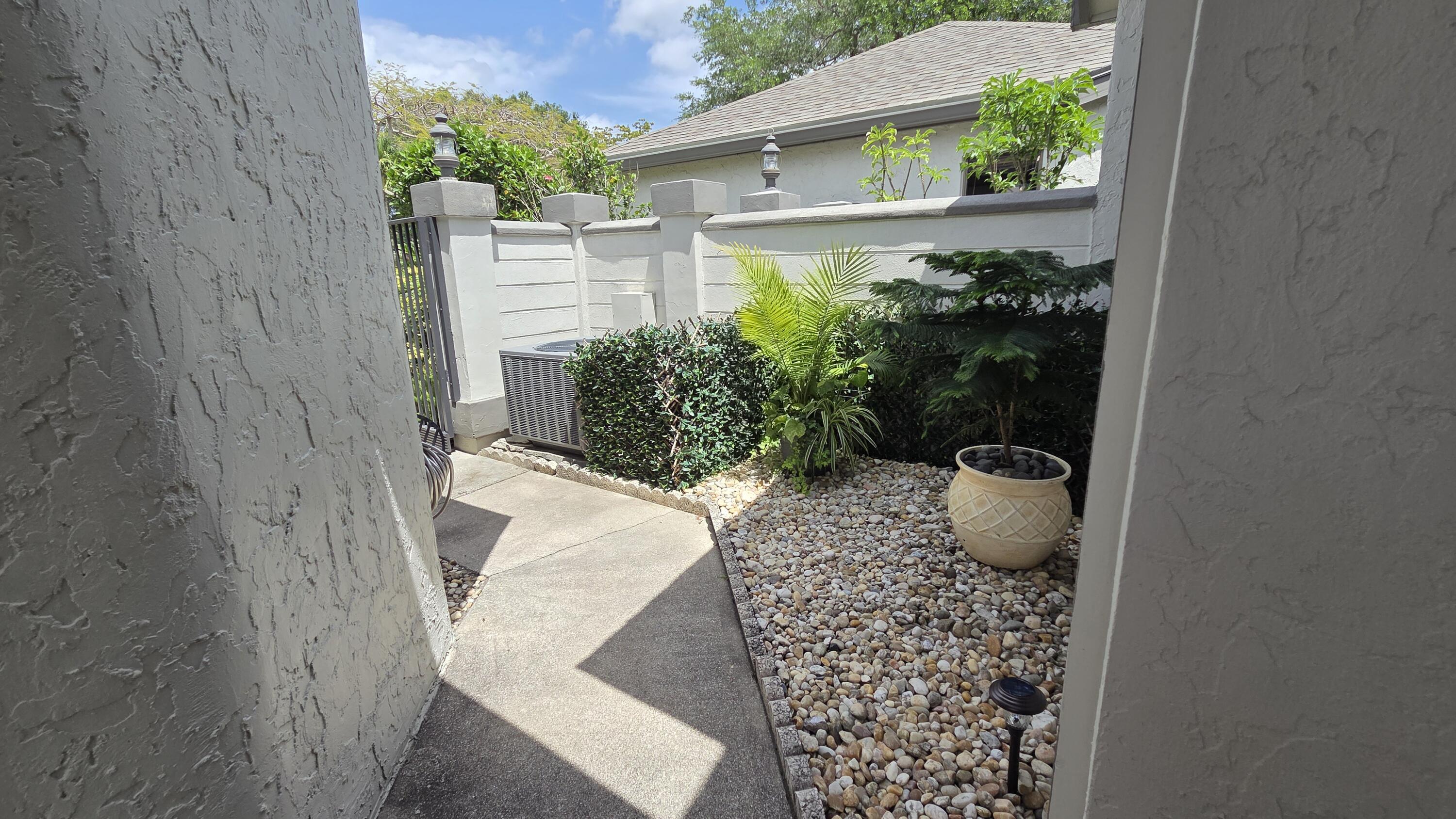 705 Landings Boulevard