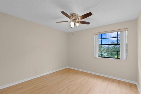 Townhouse in Tamarac FL 7840 84th Ter Ter 15.jpg