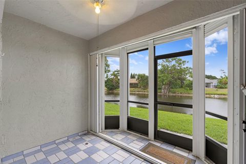 Townhouse in Tamarac FL 7840 84th Ter Ter 19.jpg