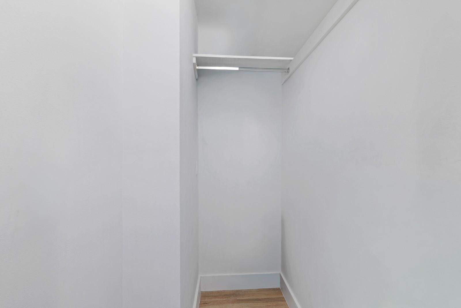 Roney Palace - Residential