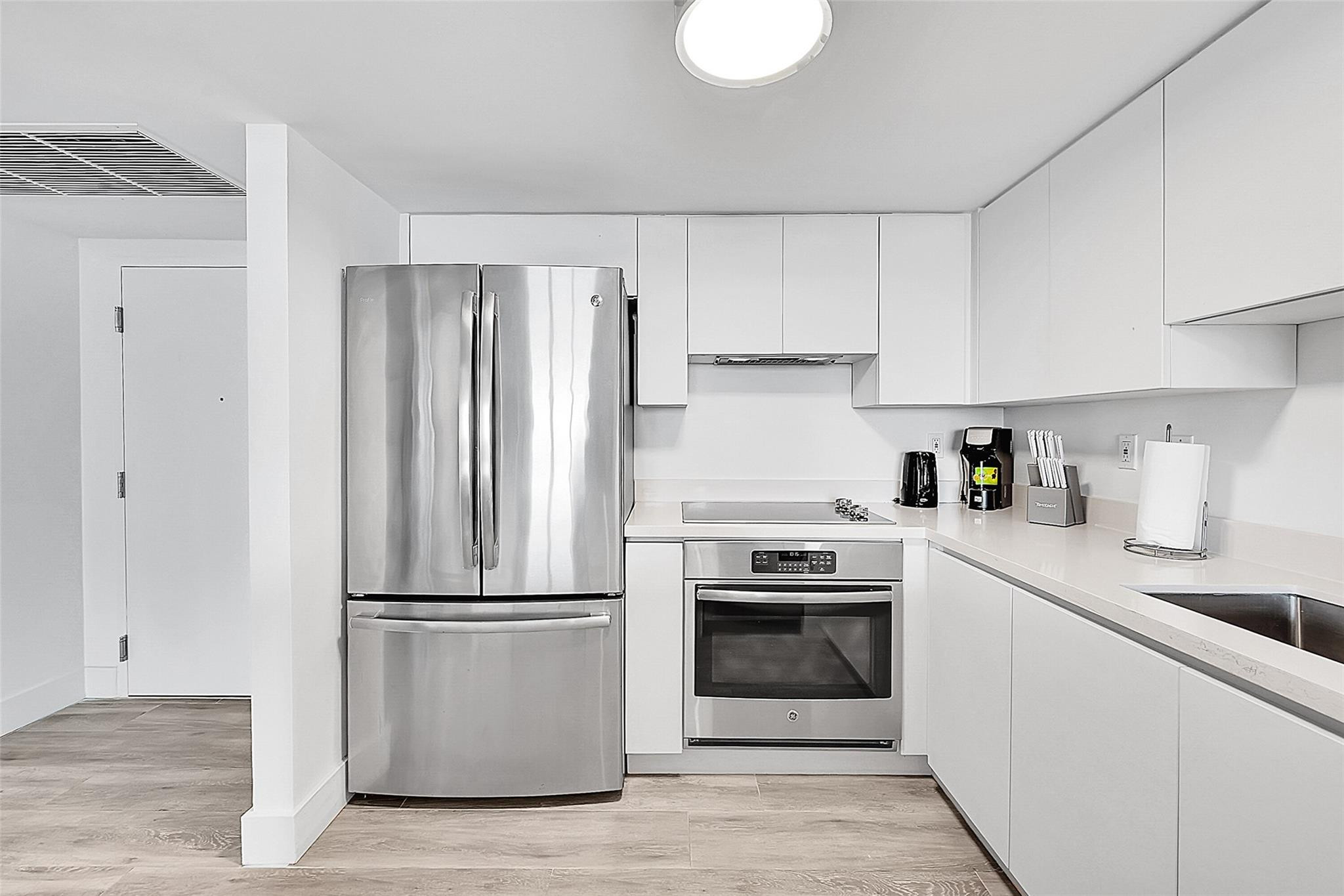 Roney Palace - Residential