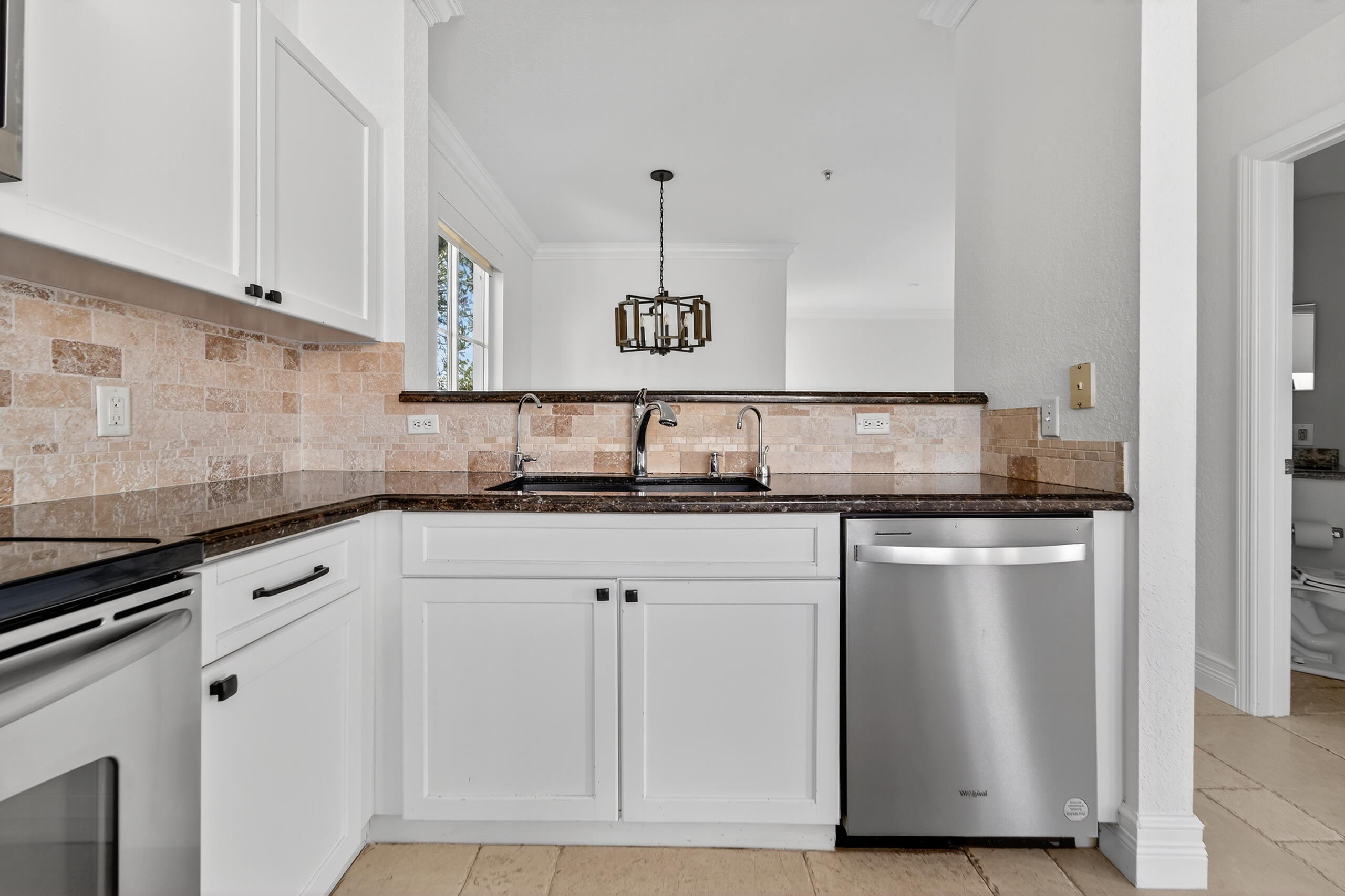 RESIDENCES AT LEGACY PLAC - Residential Lease