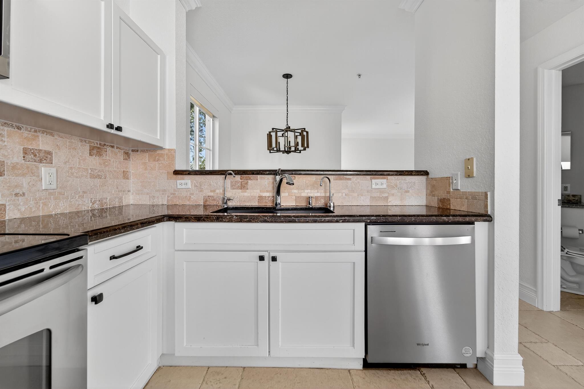 RESIDENCES AT LEGACY PLAC - Residential Lease