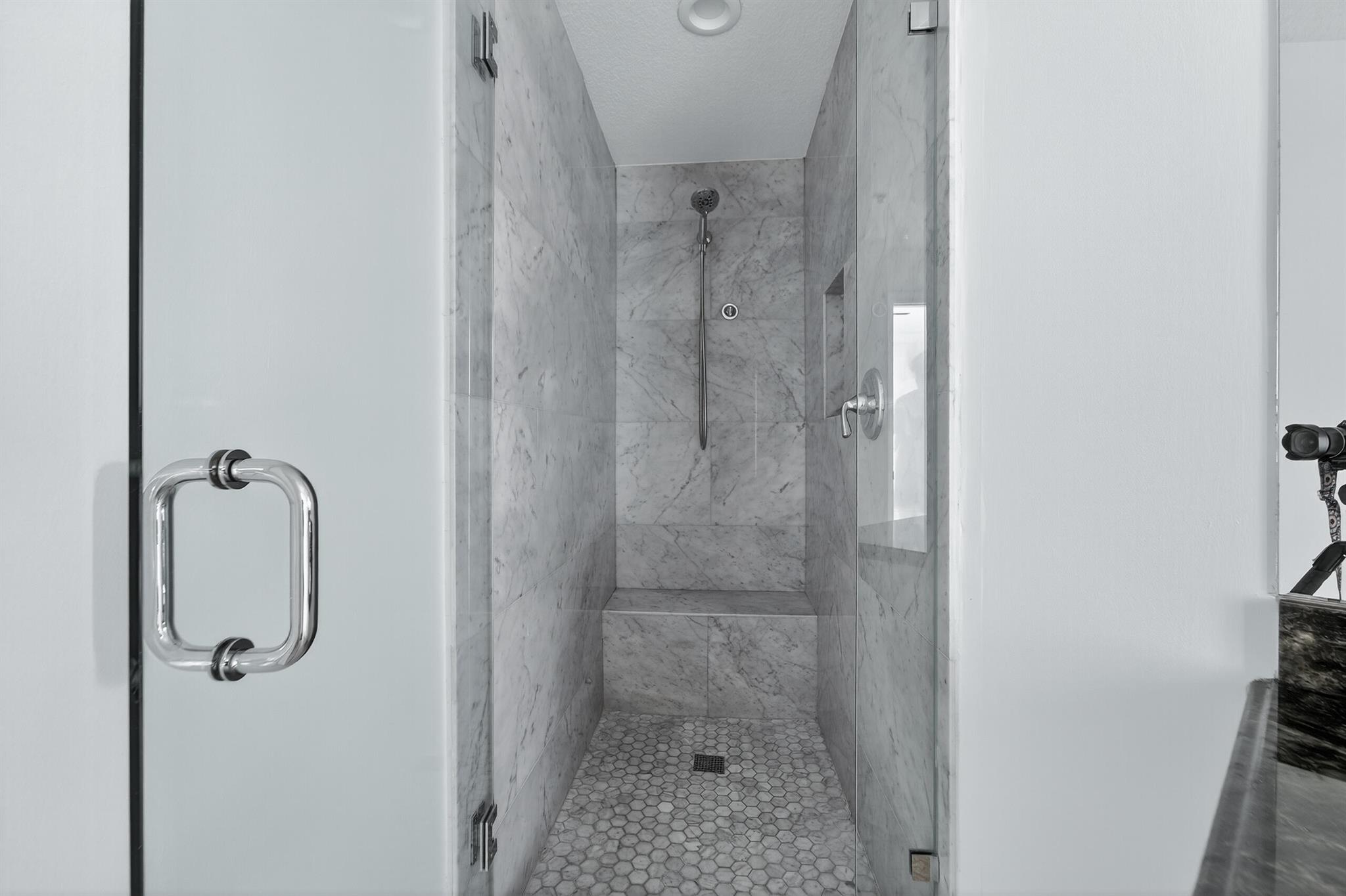 RESIDENCES AT LEGACY PLAC - Residential Lease