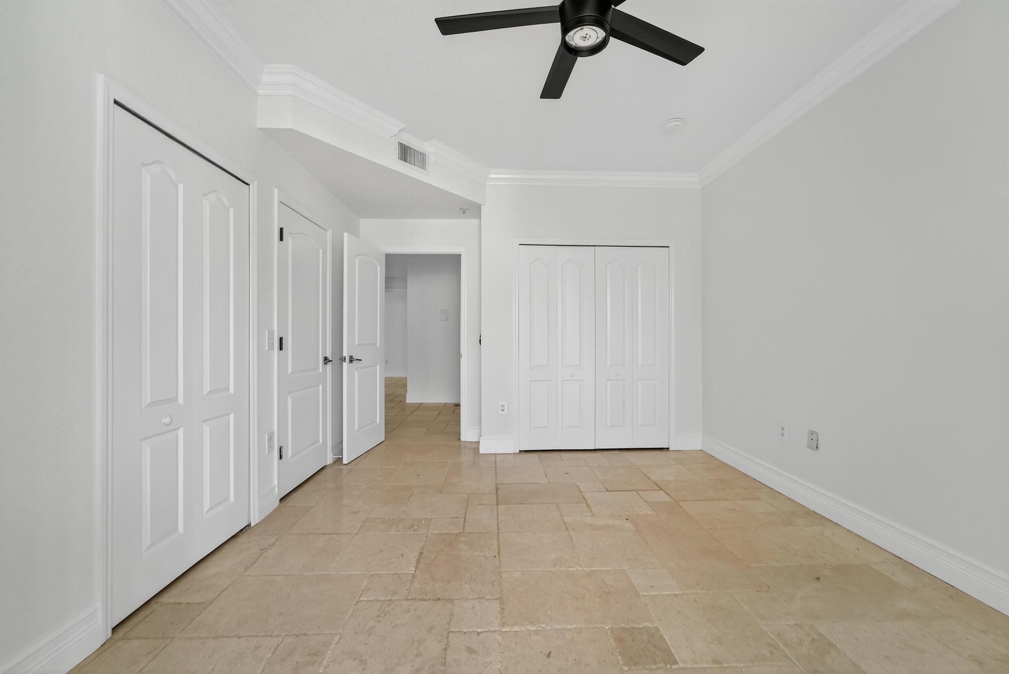 RESIDENCES AT LEGACY PLAC - Residential Lease