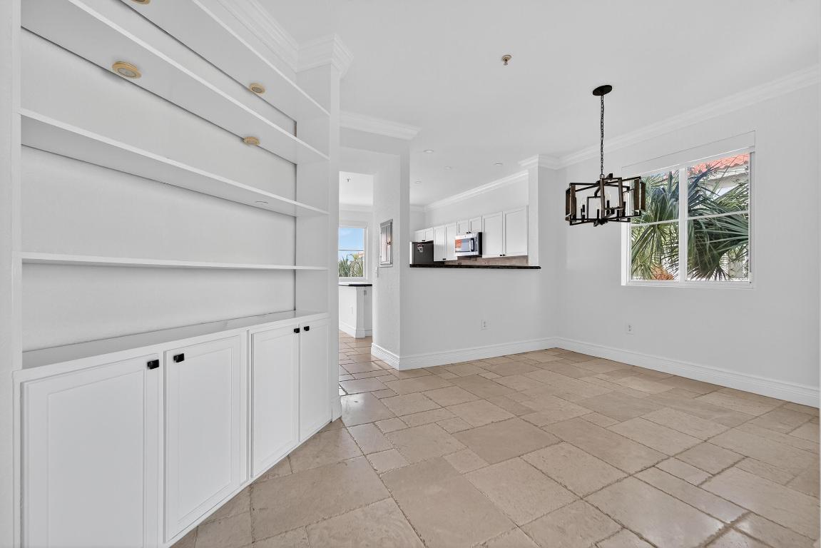 RESIDENCES AT LEGACY PLACE CONDO - Residential Lease