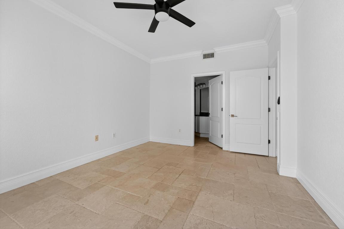 RESIDENCES AT LEGACY PLACE CONDO - Residential Lease