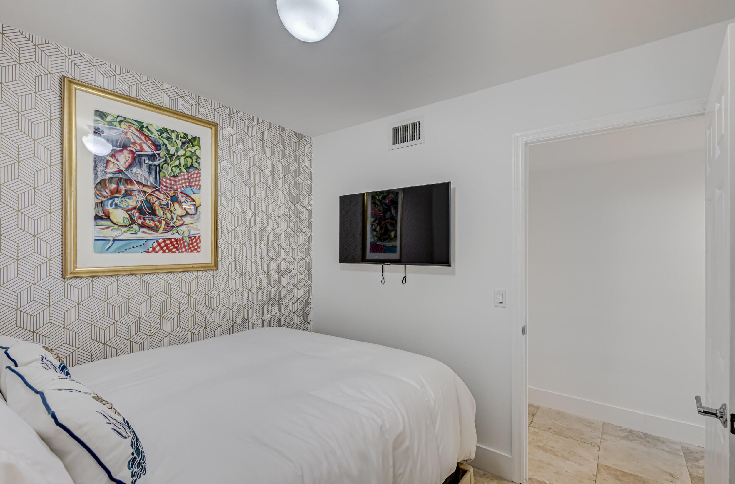 CYPRESS POINT CONDO - Residential Lease