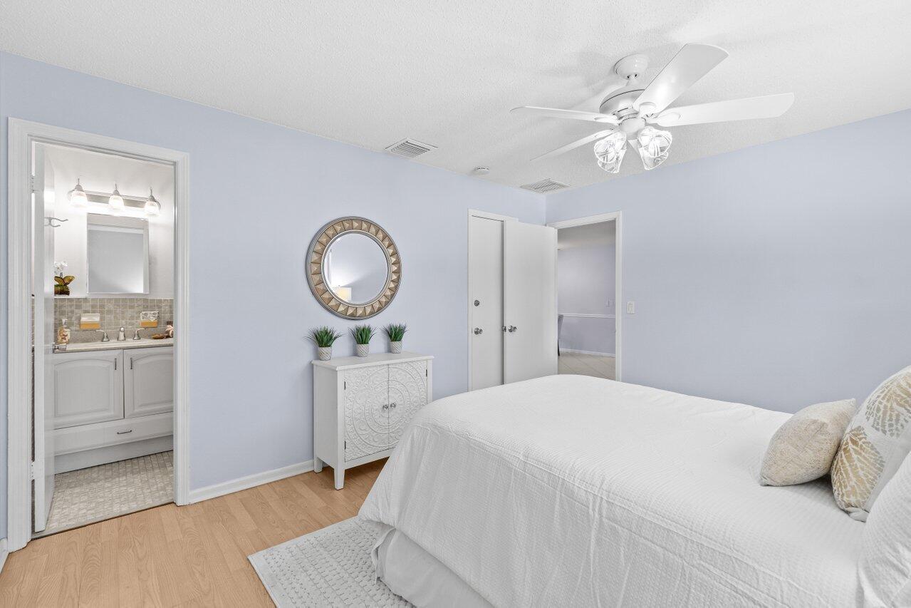 HYPOLUXO VILLAGE 1 - Residential Lease