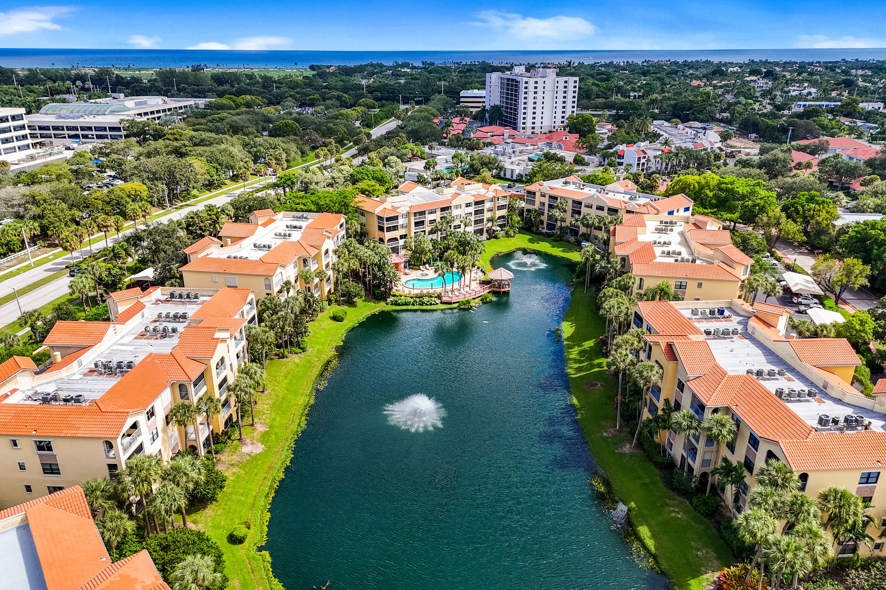 200 UNO LAGO Drive 403