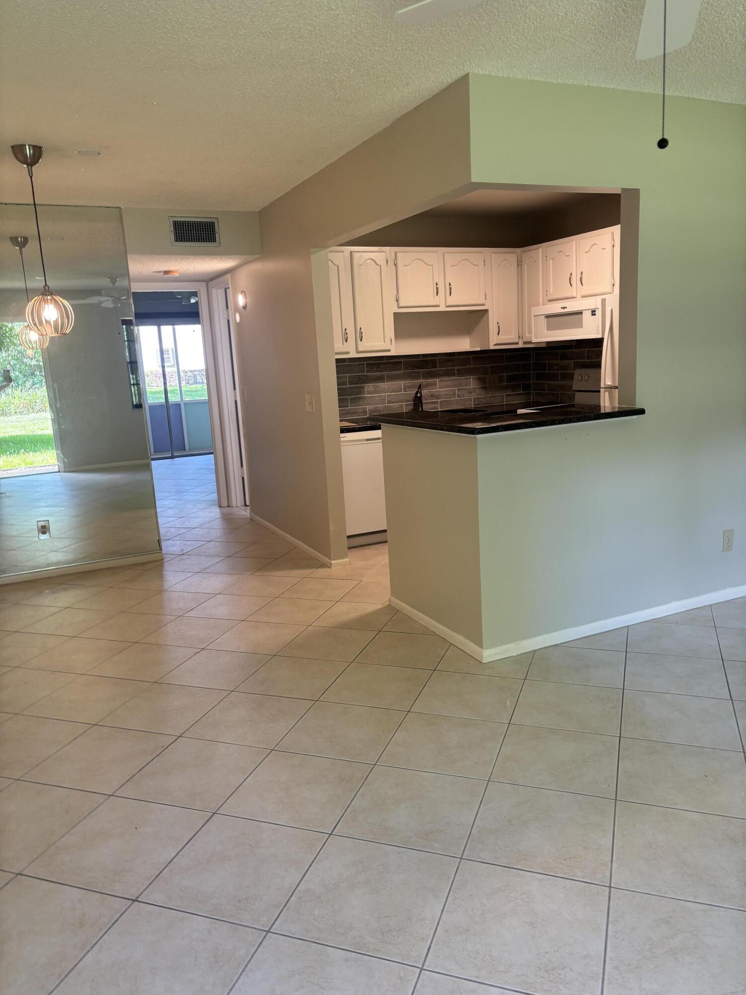 VISTA ST LUCIE BUILDINGS 9 THRU 20 - Residential