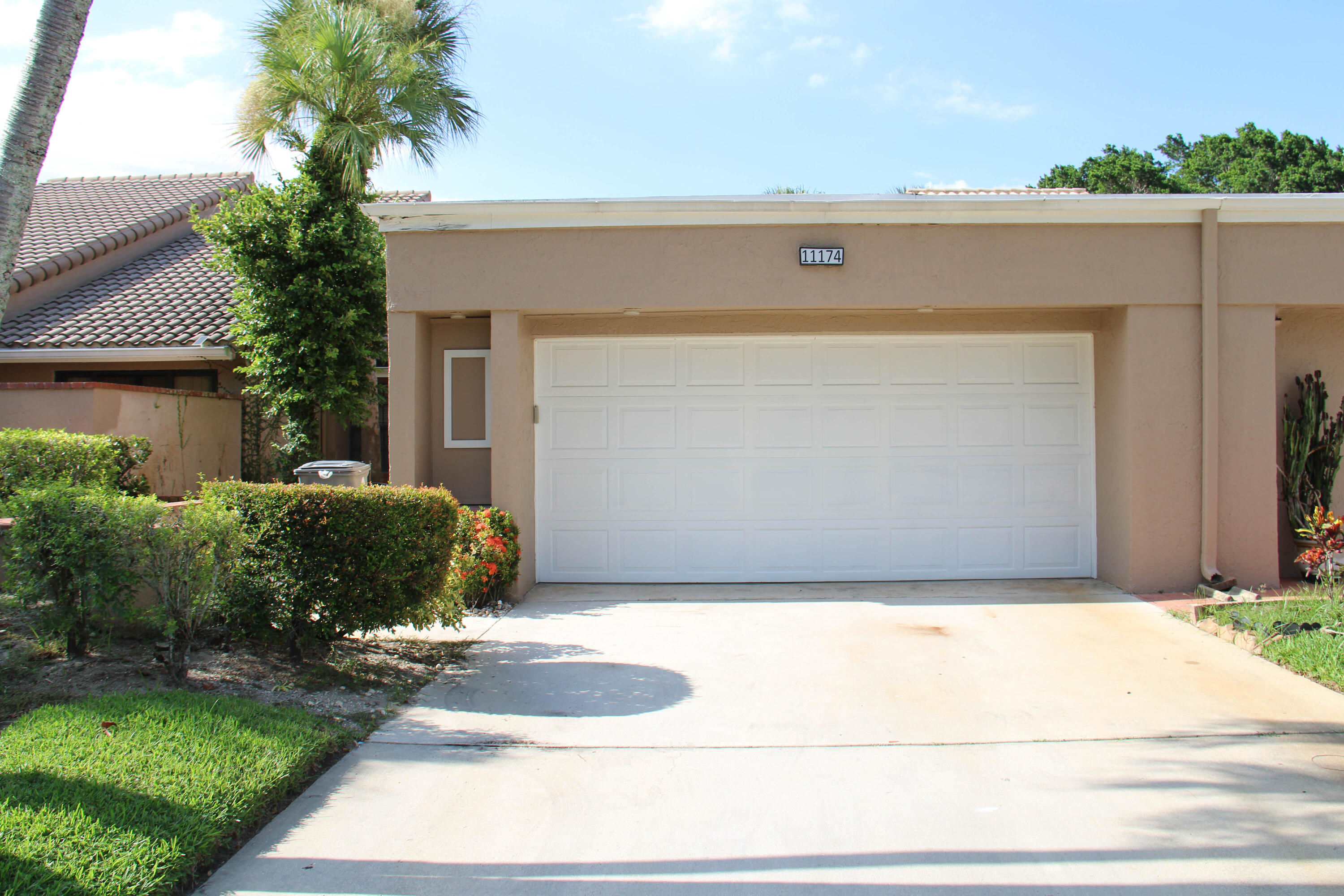 MOTIVATED SELLER! 2/2/2 on the Golf Course in Applegate, a 55+ community. Home needs TLC. Open concept kitchen, 2 bedroom, 2 bath, 2 car garage home with large living area and ample storage/closet space. (More photos coming soon). No lease first two years.