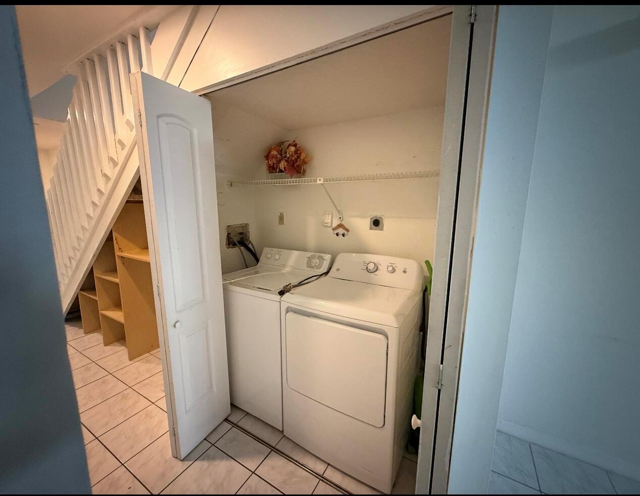 PARKSIDE GREEN - Residential Lease