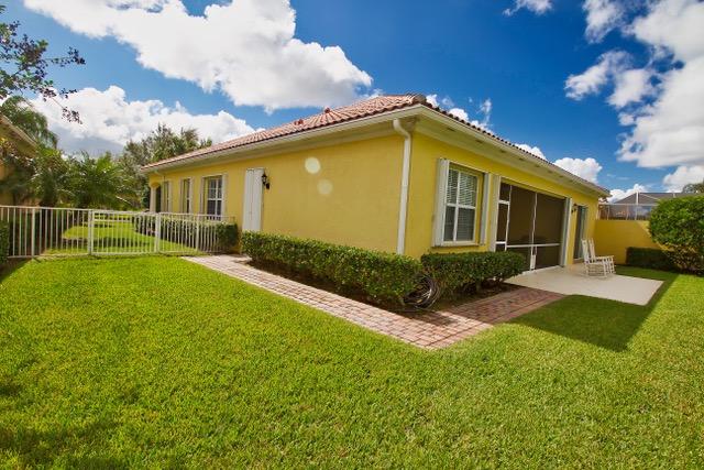 The Lakes at Tradition - Residential