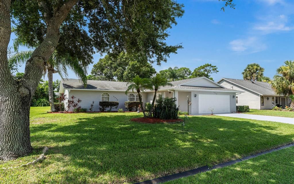 Photo of 2478 SE Pascal Avenue, Port Saint Lucie, FL 34952 (MLS # R10737864)