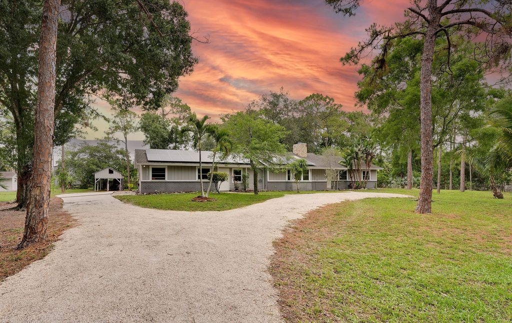 Photo of 13655 N 68th Street N, West Palm Beach, FL 33412 (MLS # R11097483)