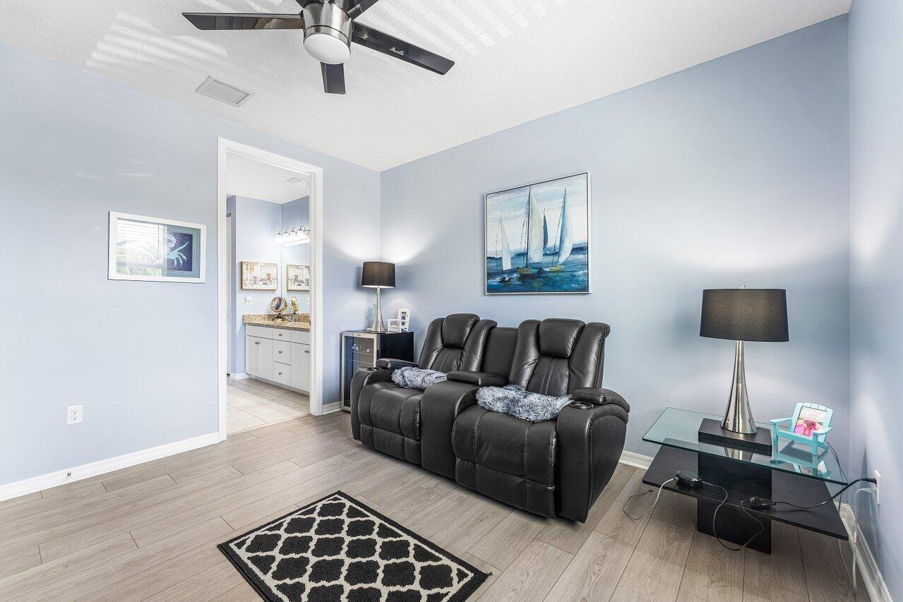 TREVI ISLE - Residential