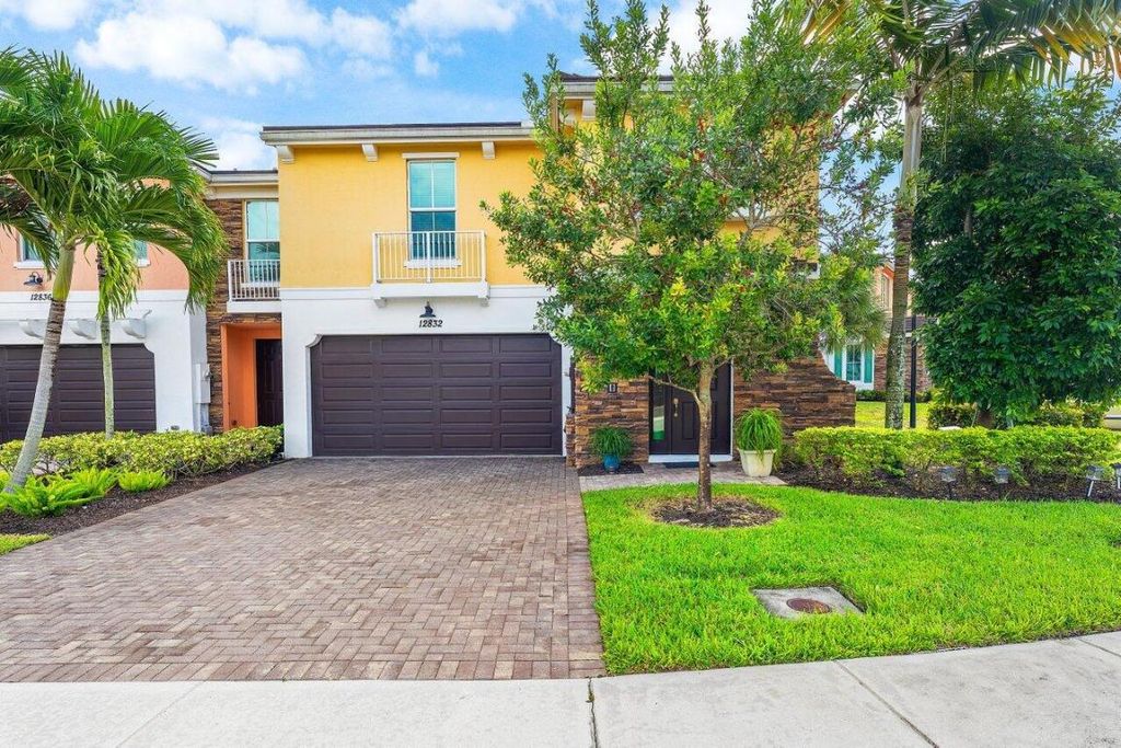Photo of 12832 Trevi Isle Drive, Palm Beach Gardens, FL 33418 (MLS # R11136032)