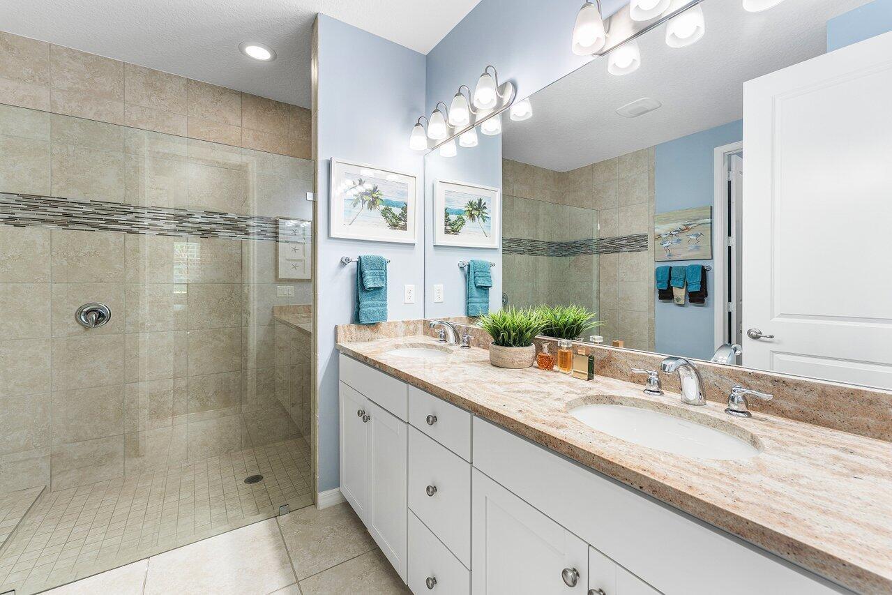 TREVI ISLE - Residential