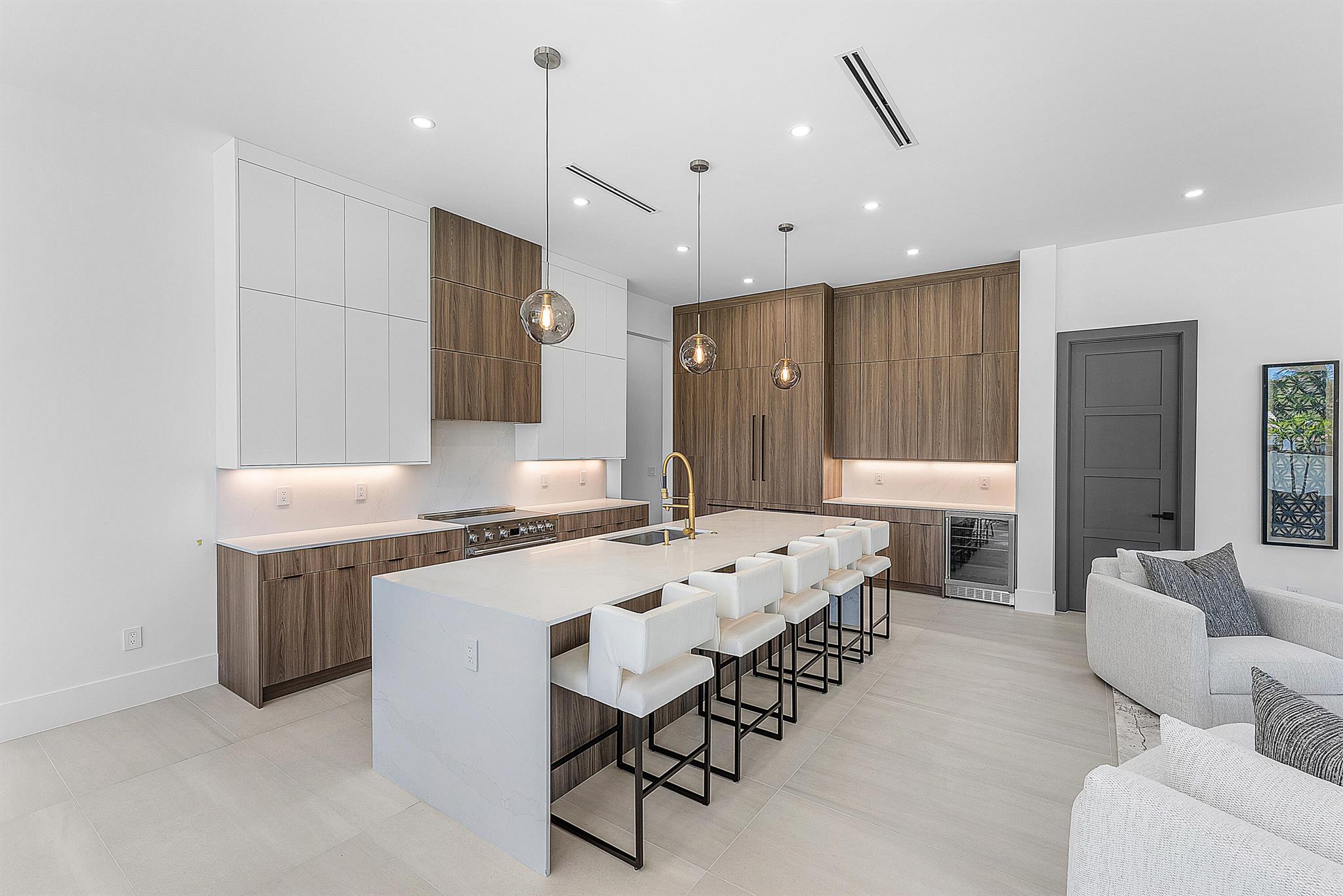 BOCA RATON SQUARE - Residential