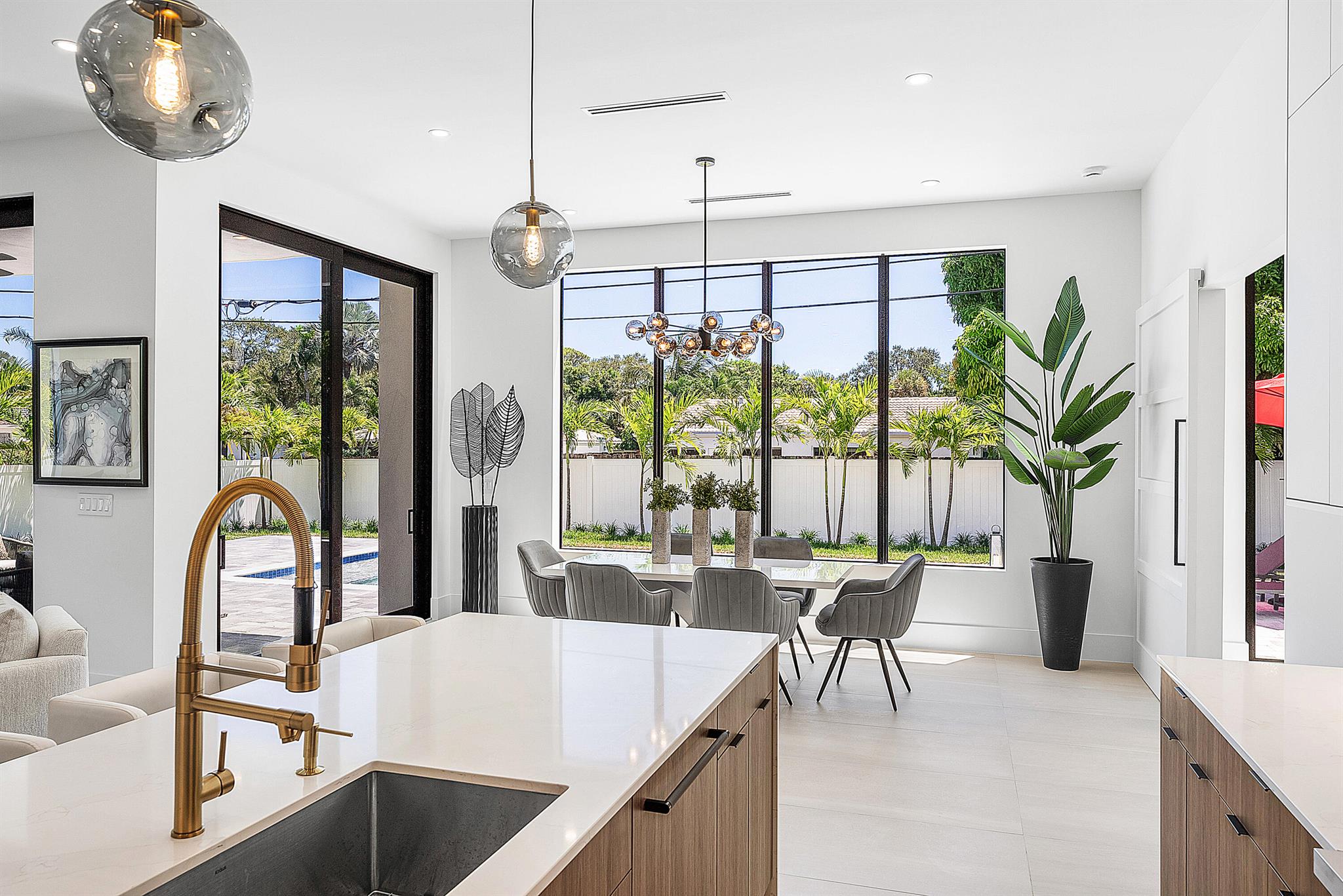 BOCA RATON SQUARE - Residential