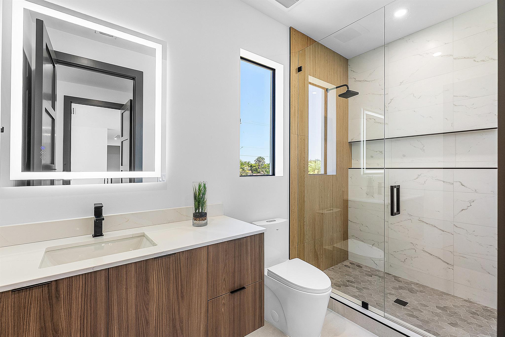 BOCA RATON SQUARE - Residential