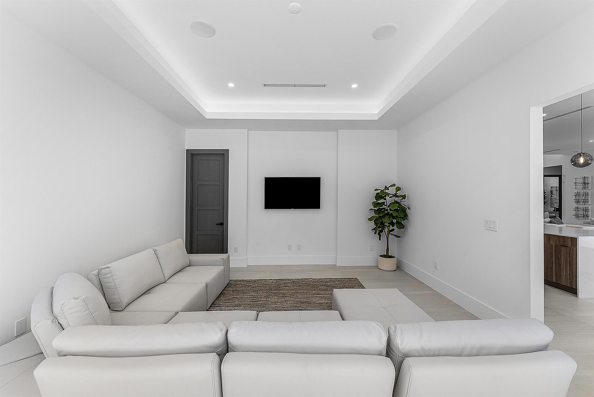 BOCA RATON SQUARE - Residential