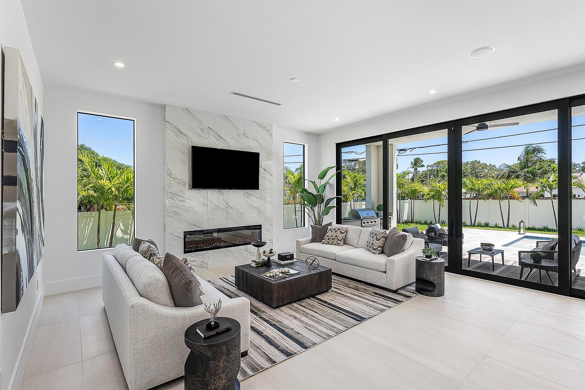 BOCA RATON SQUARE - Residential