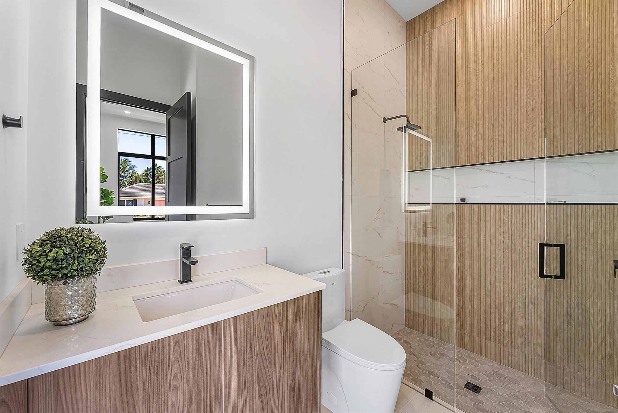 BOCA RATON SQUARE - Residential