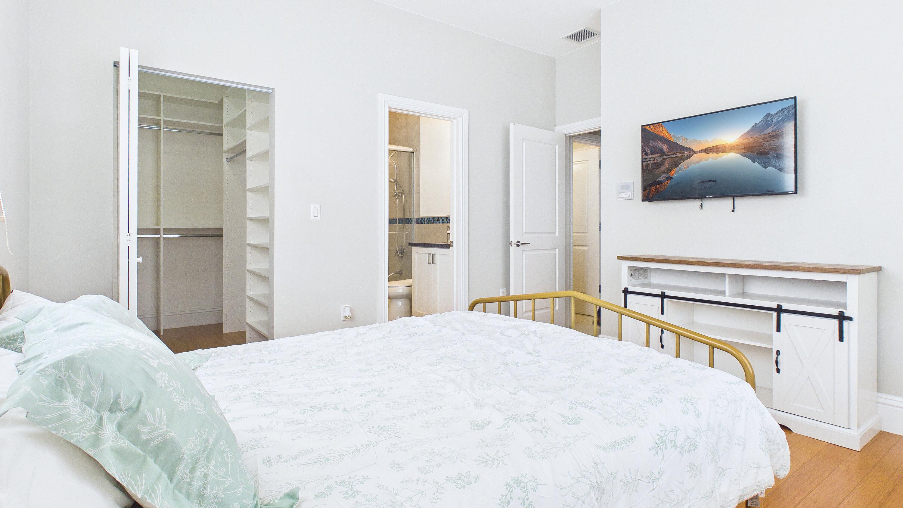 D & M ACRES - Residential