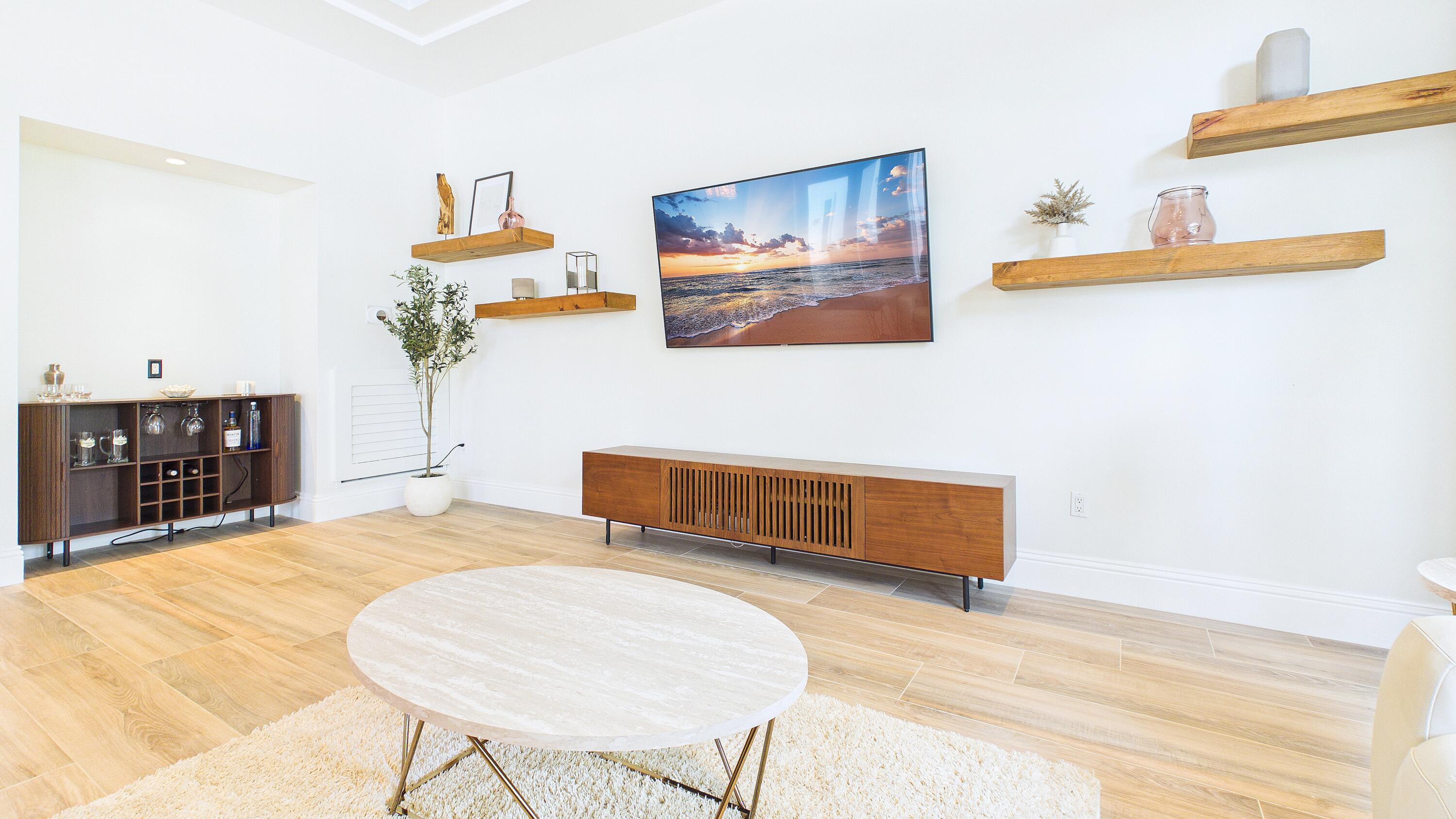 D & M ACRES - Residential