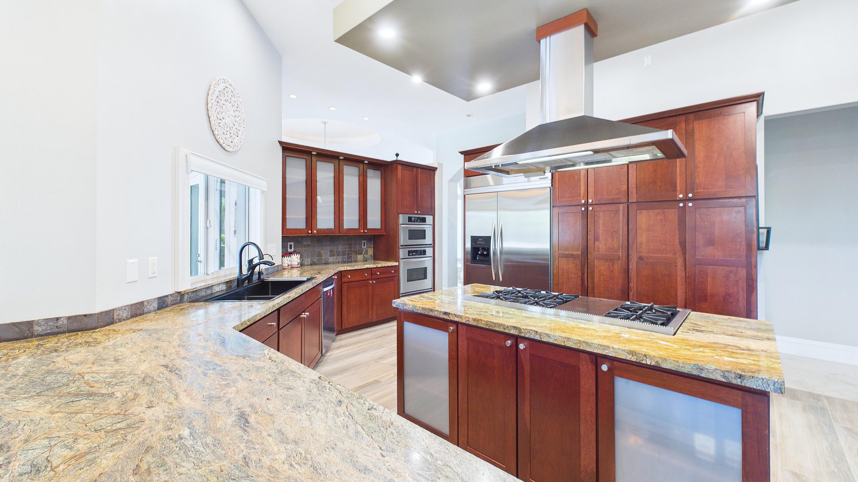 D & M ACRES - Residential