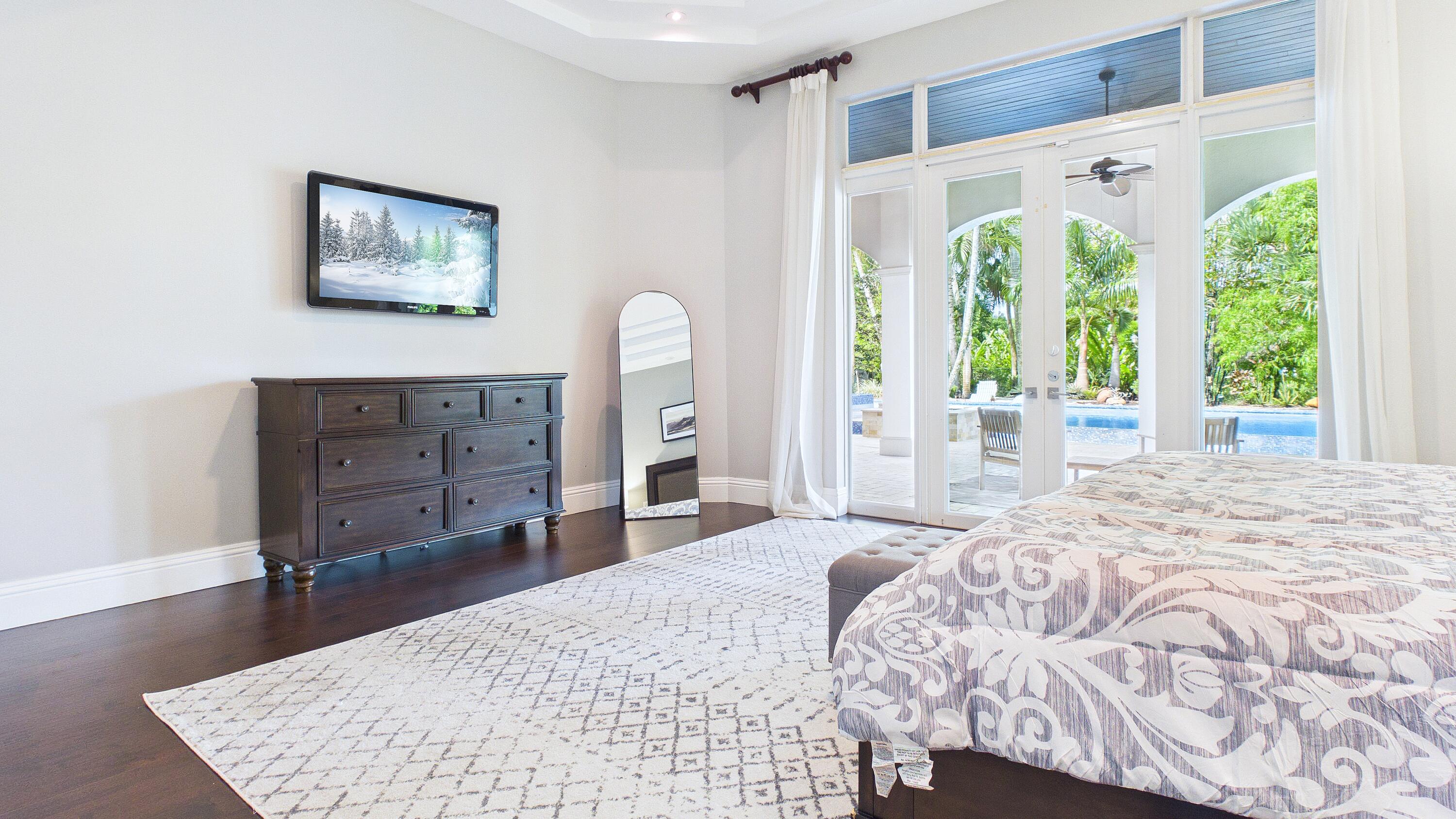 D & M ACRES - Residential