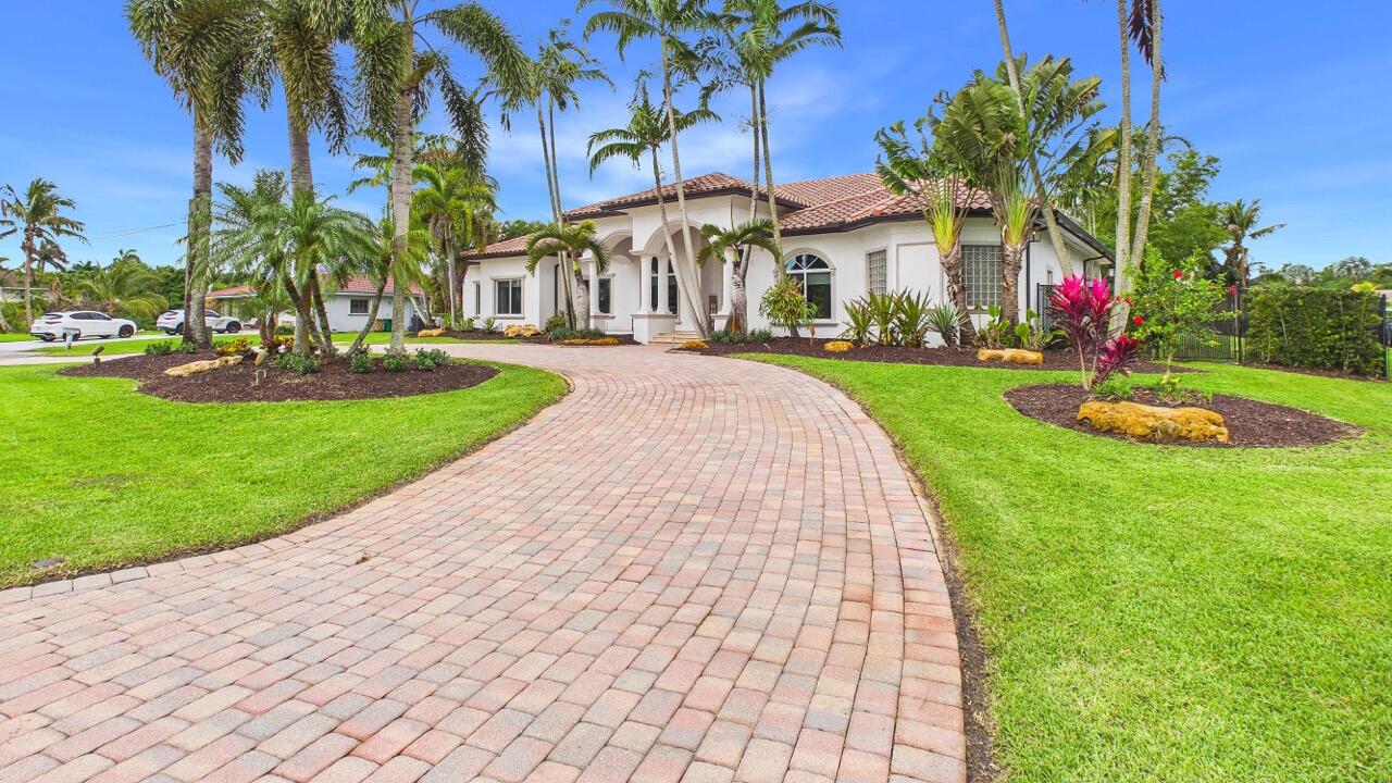 D & M ACRES - Residential