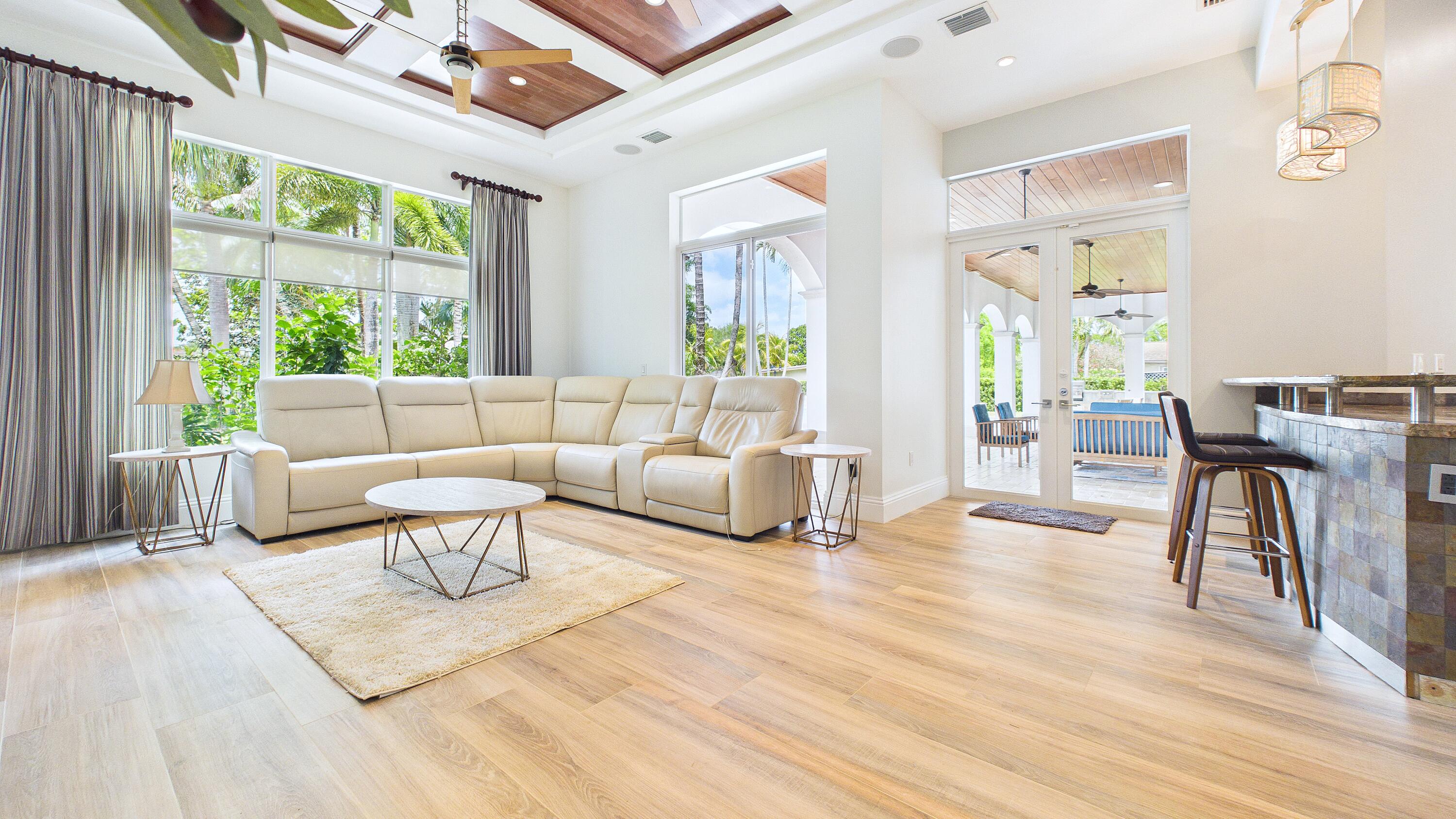 D & M ACRES - Residential