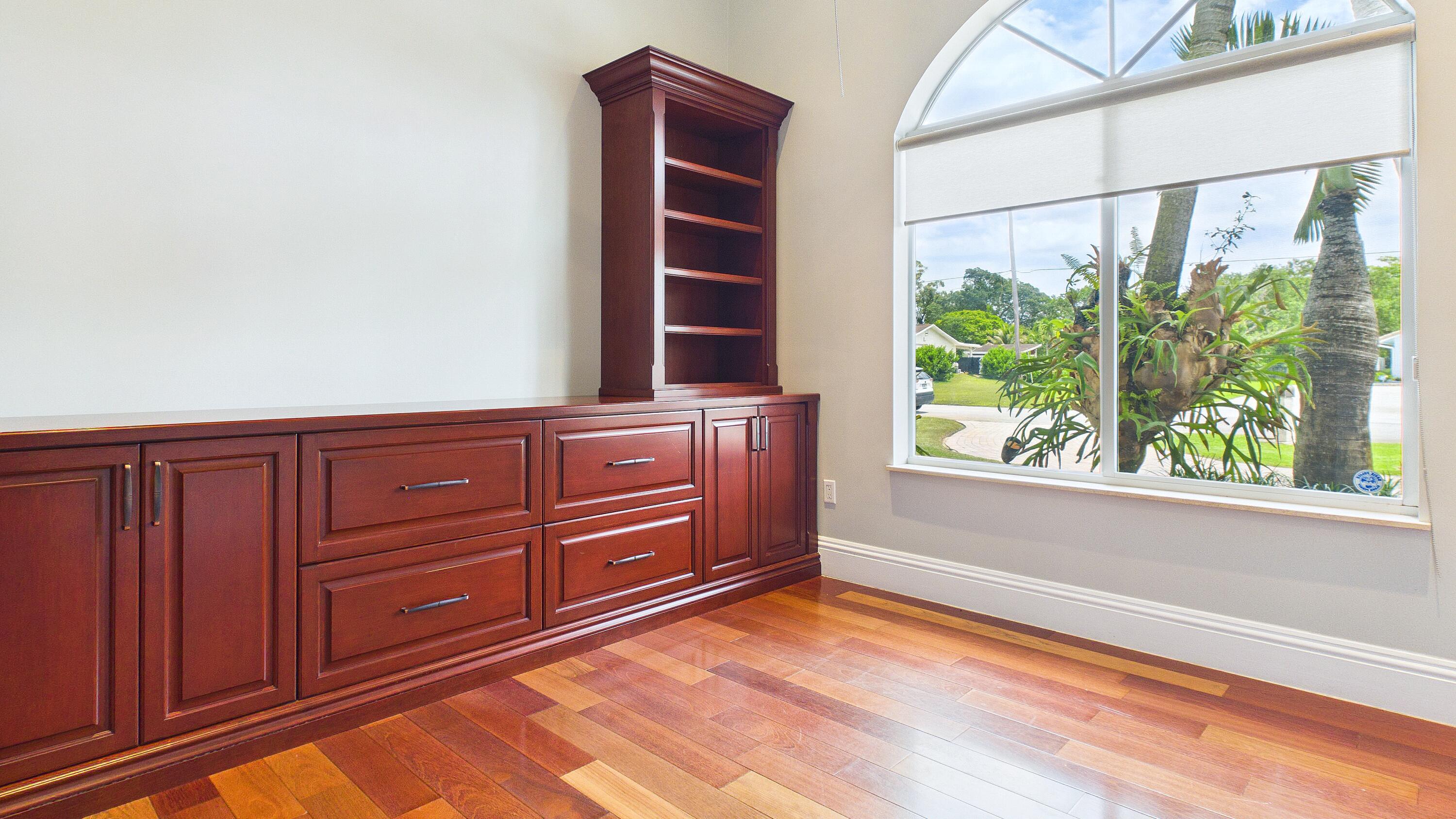 D & M ACRES - Residential