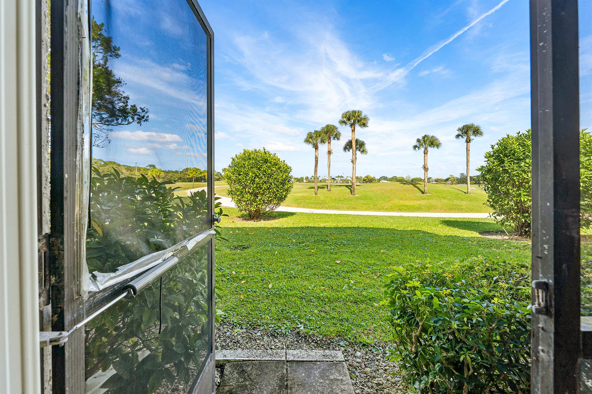 PINEWOOD CONDOS - Residential