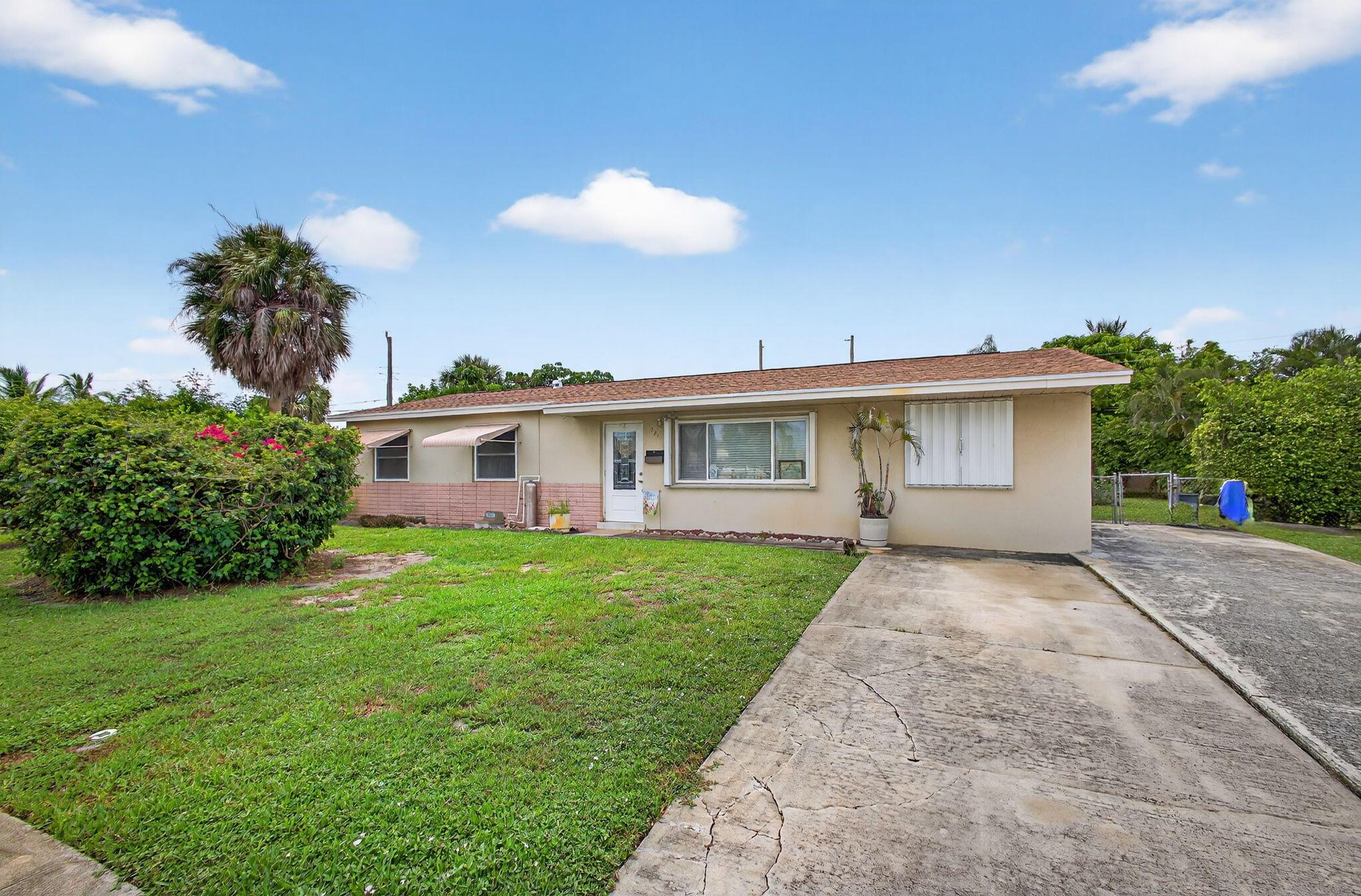 721 Huckleberry Lane