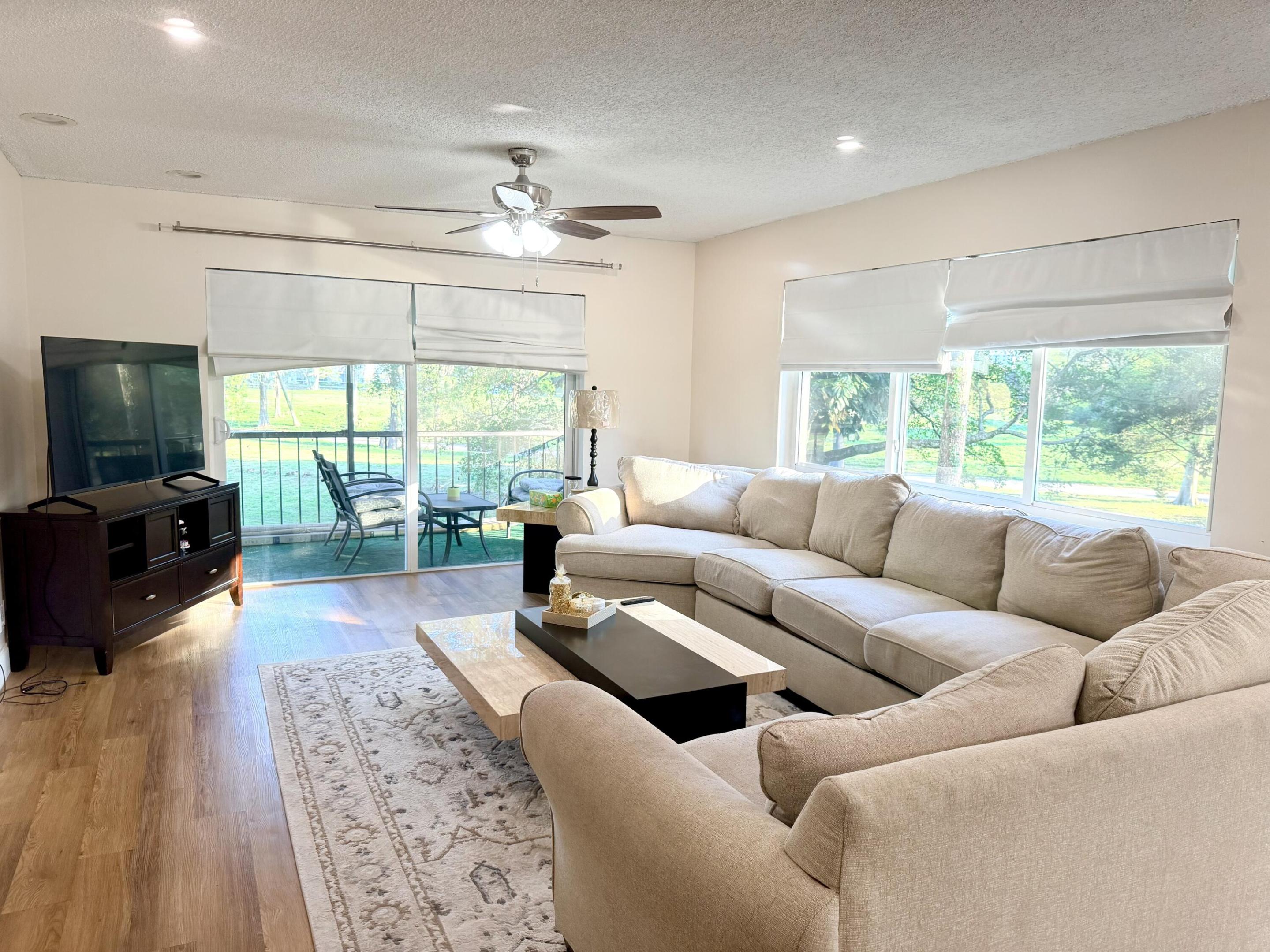 INVERRARY COUNTRY CLUB - Residential