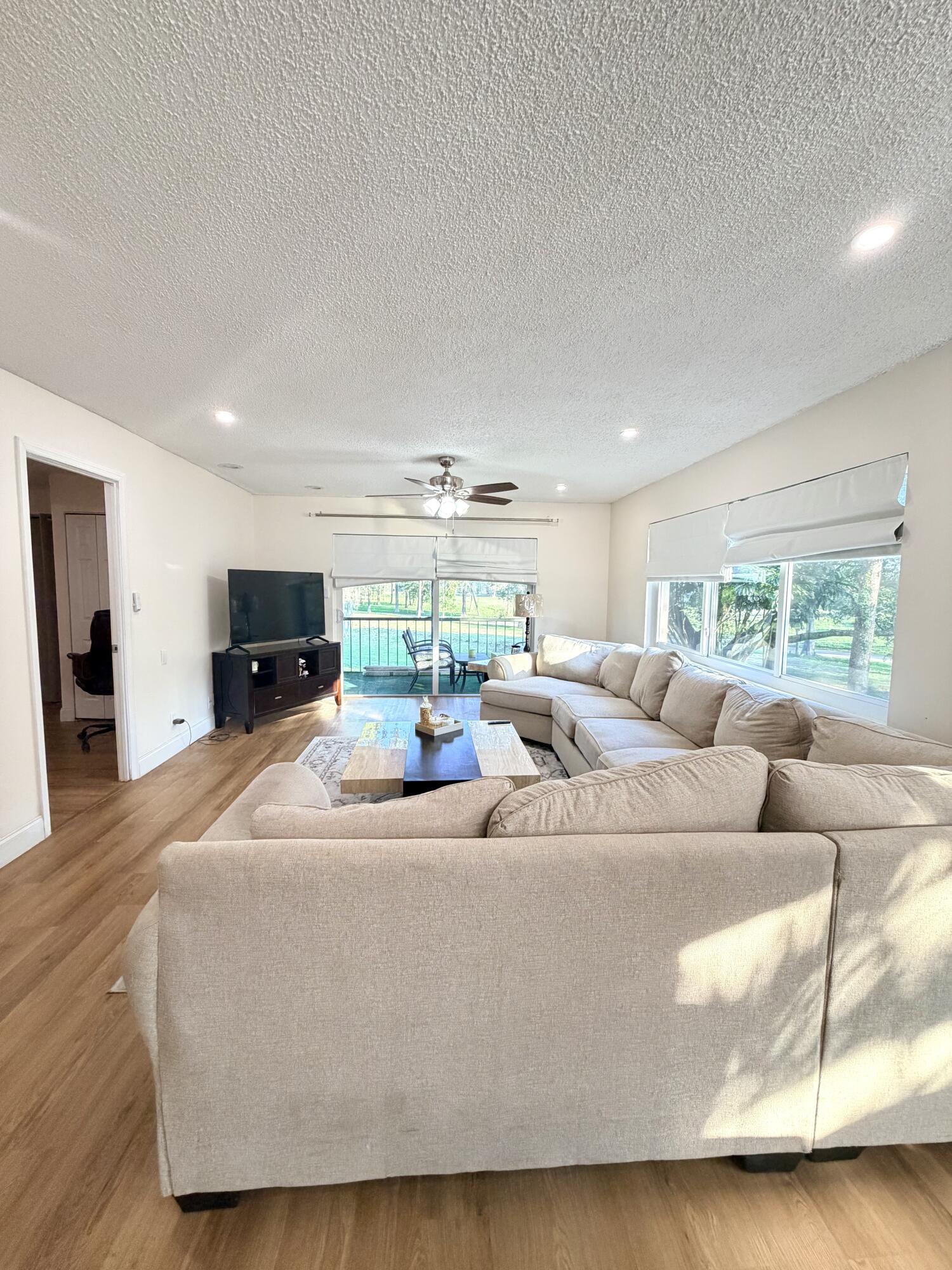 INVERRARY COUNTRY CLUB - Residential