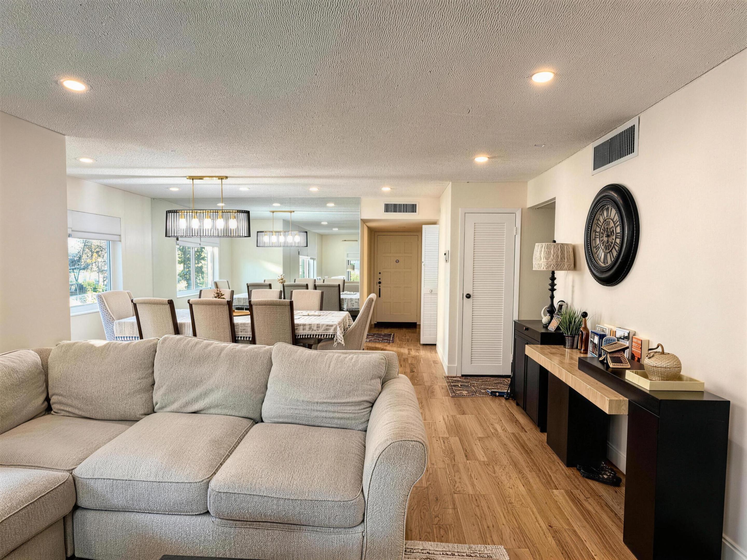 INVERRARY COUNTRY CLUB - Residential