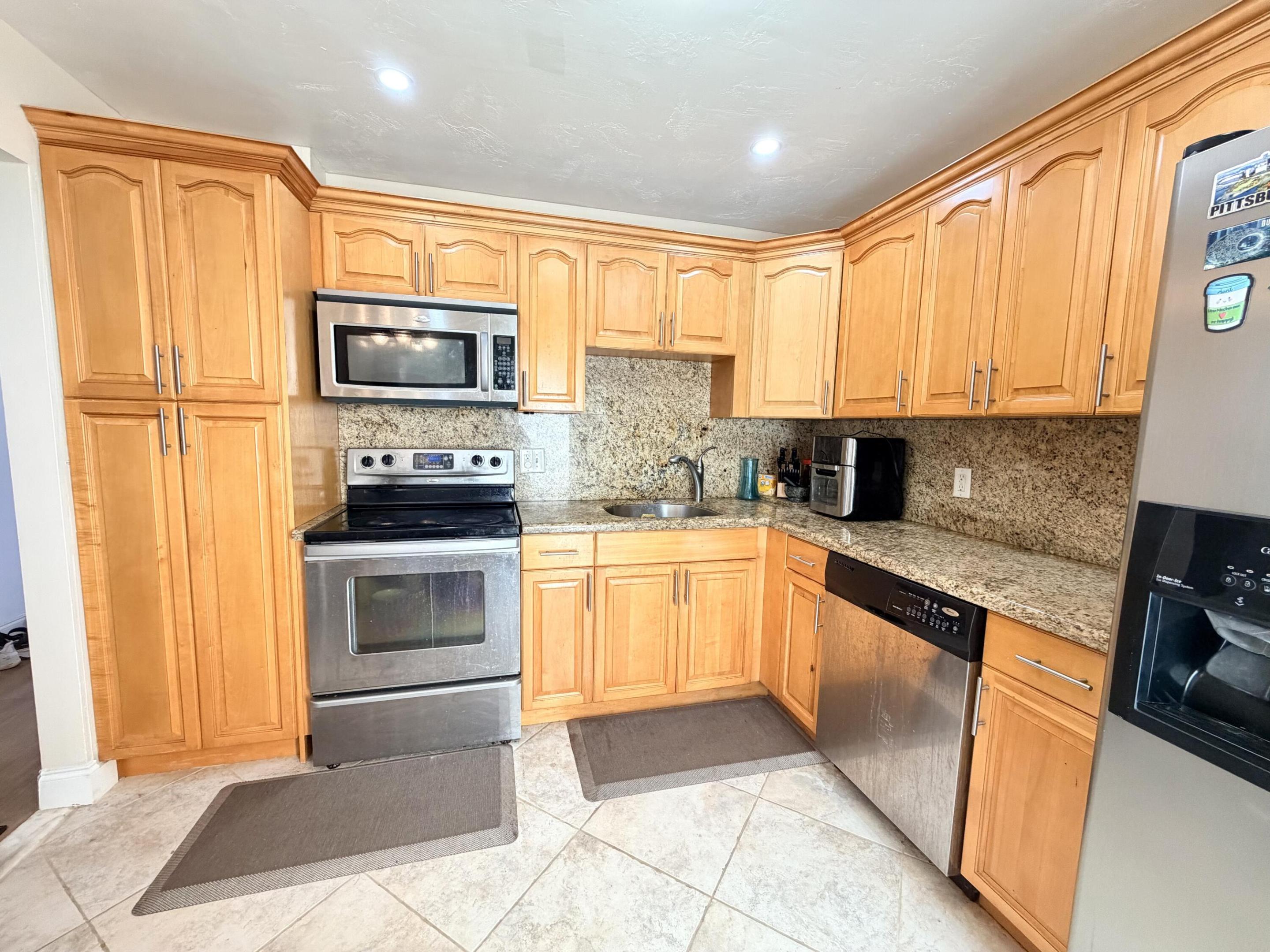 INVERRARY COUNTRY CLUB - Residential