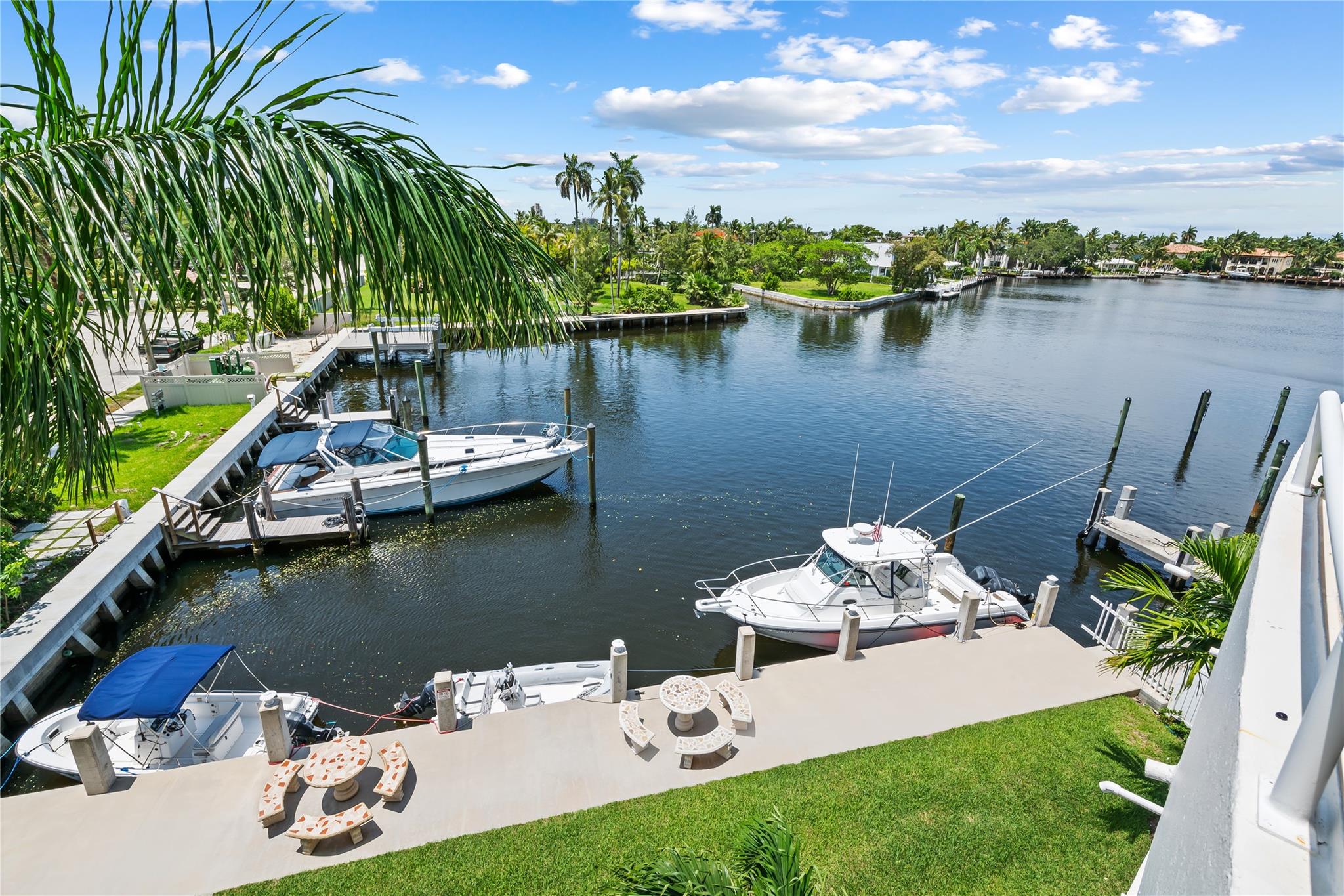 401 SE 25 Ave 402