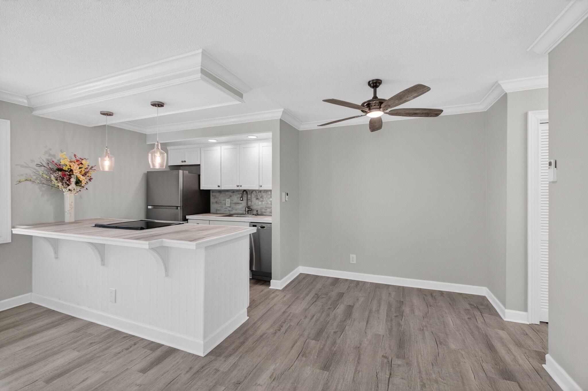 VILLAS ON THE OCEAN - Residential