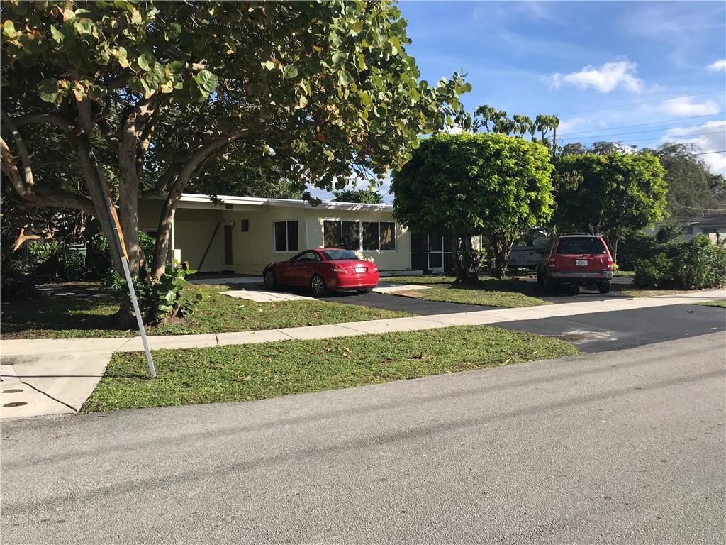 Photo of 3390 SW 20th Ct, Fort Lauderdale, FL 33312 (MLS # F10261277)