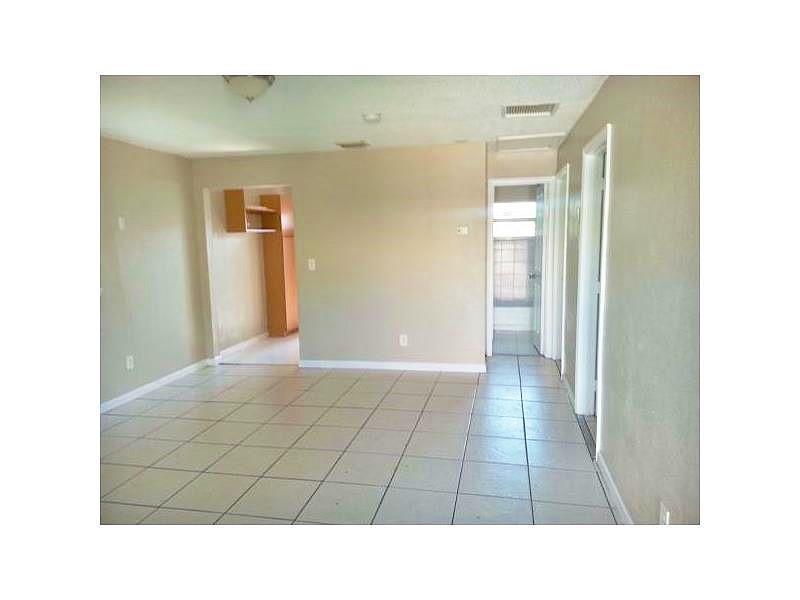 Washington Park Fourth Ad - Residential Lease