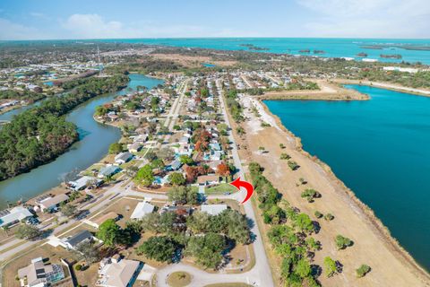Property photo of 221 Caprol Lane, Sebastian, FL 32958