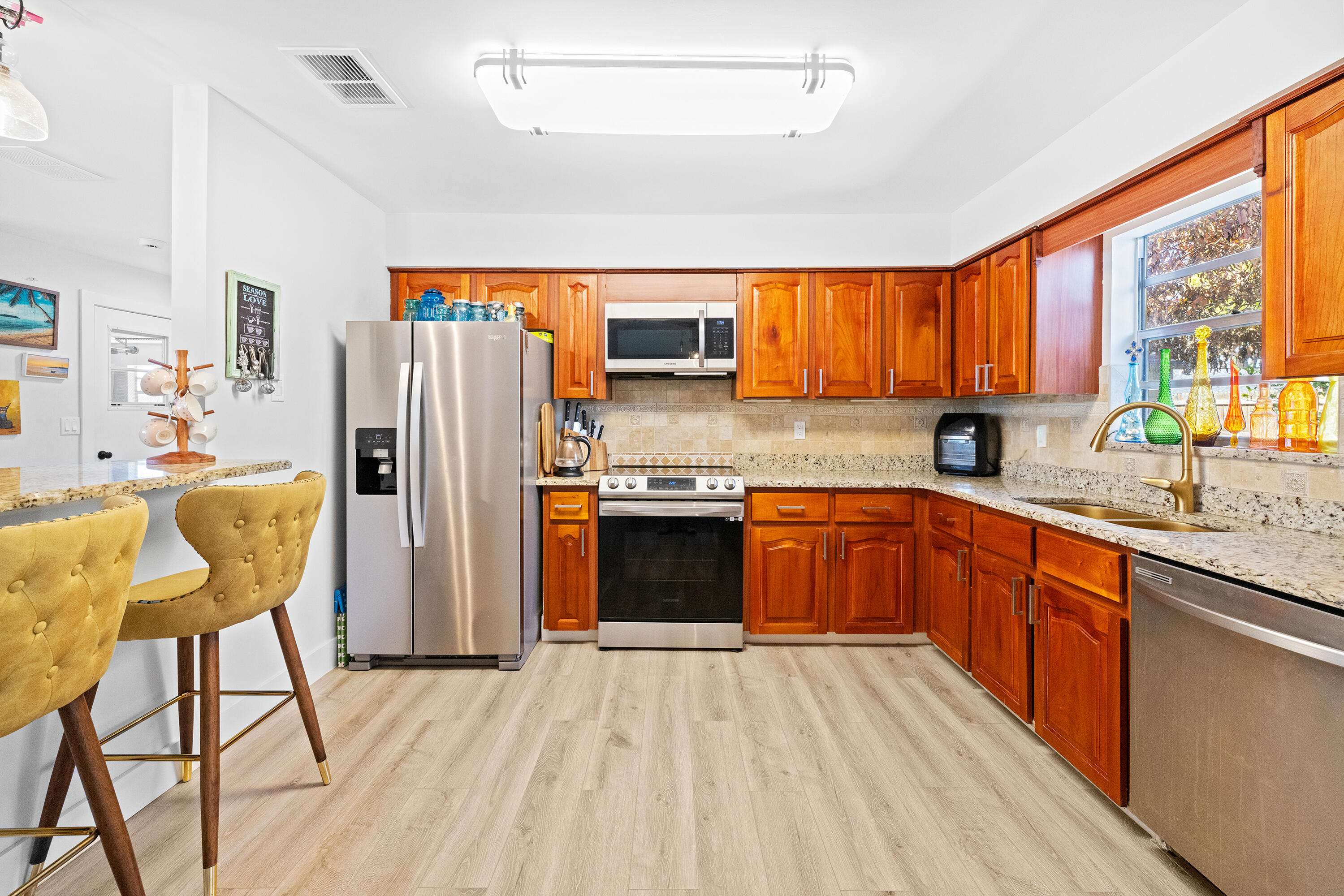 SECOND / FIRST REPLAT IN SEBASTIAN HIGHLANDS UNIT - Residential