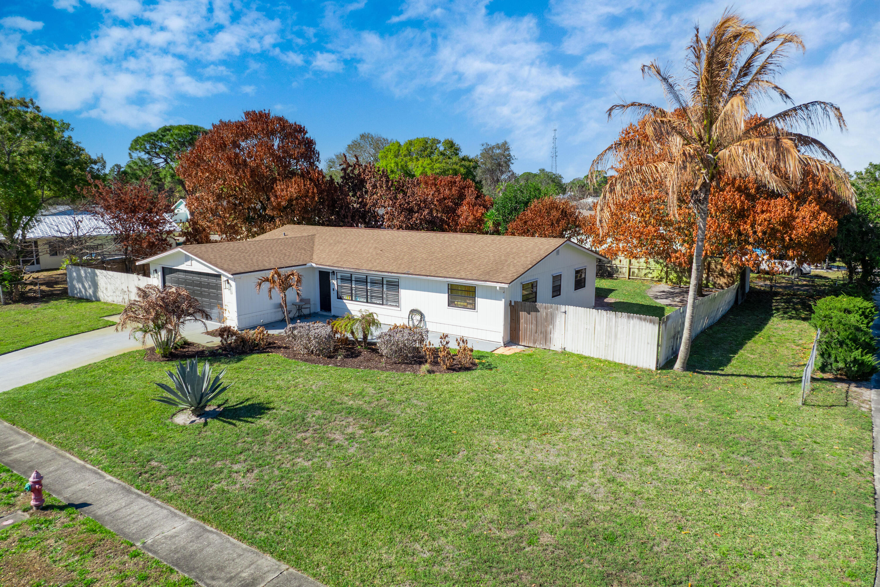 SECOND / FIRST REPLAT IN SEBASTIAN HIGHLANDS UNIT - Residential